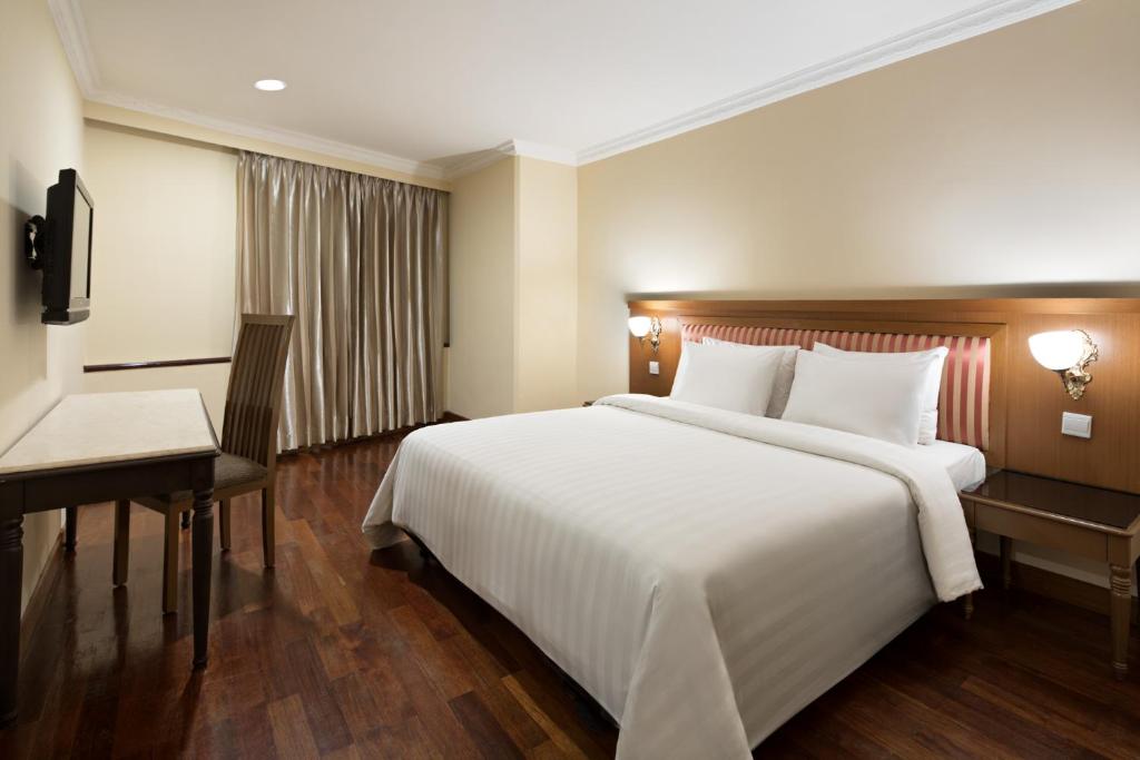 Двухместный (Двухместный номер Делюкс с 1 кроватью или 2 отдельными кроватями) отеля Golden Boutique Hotel Kemayoran, Джакарта
