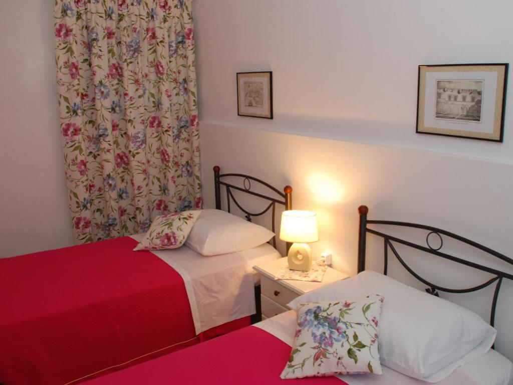 Двухместный (Классический двухместный номер с 2 отдельными кроватями) отеля Medieval Inn, Родос