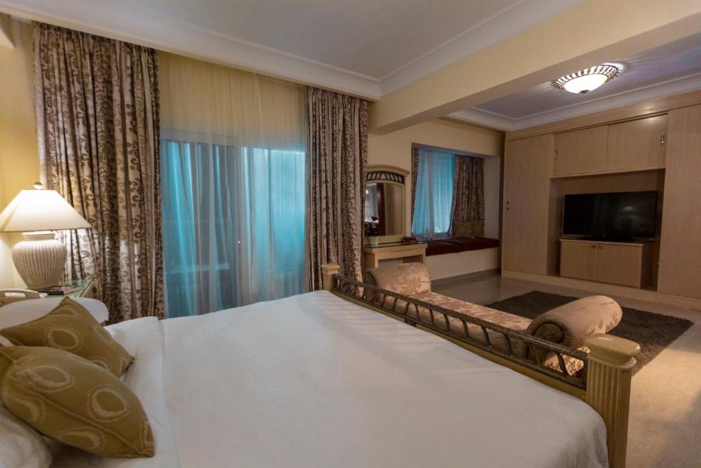 Одноместный (Вилла Luxor с частным бассейном) курортного отеля Royal Savoy Hotel and Villas, Шарм-эль-Шейх