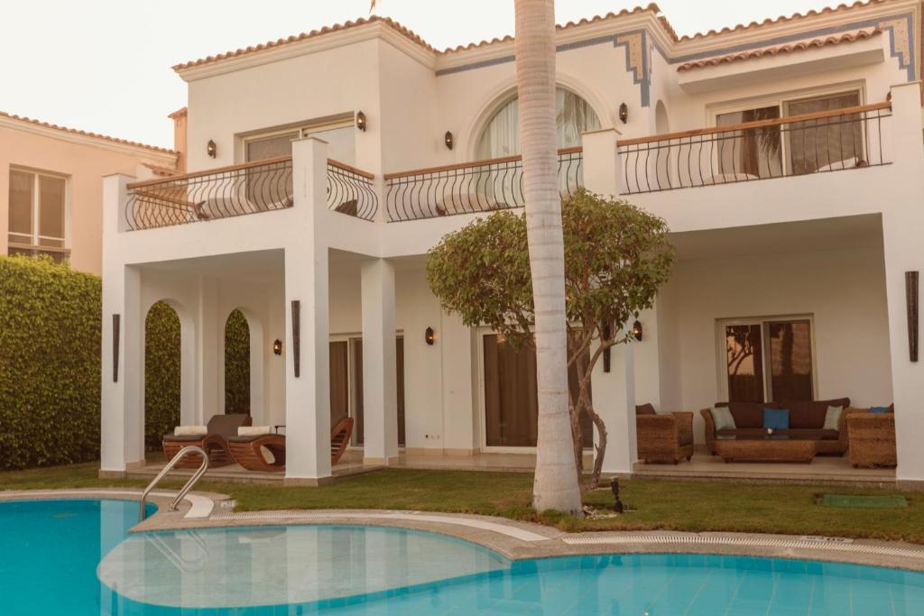 Одноместный (Вилла Aswan с частным бассейном) курортного отеля Royal Savoy Hotel and Villas, Шарм-эль-Шейх