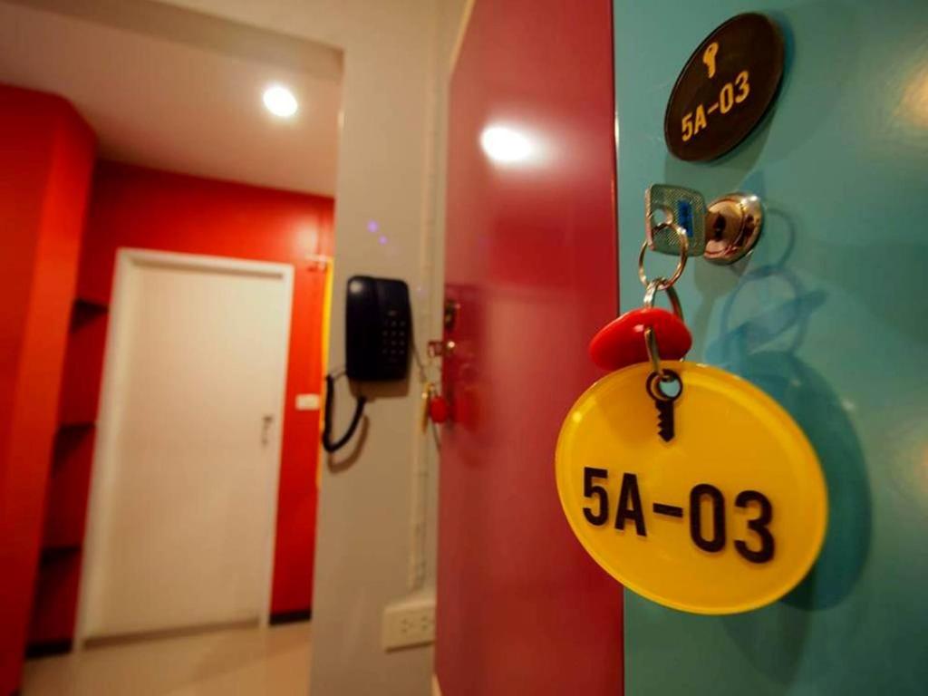 Номер (Спальное место на двухъярусной кровати в общем номере для мужчин и женщин) хостела S1hostel Bangkok, Бангкок
