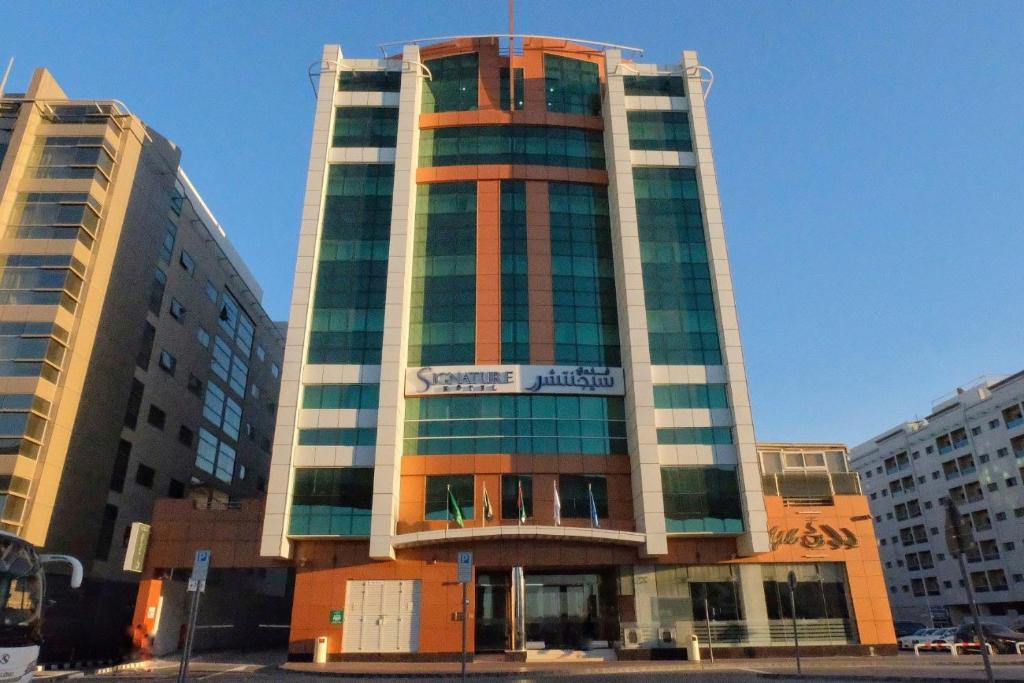 Отель Signature Hotel Al Barsha, Дубай