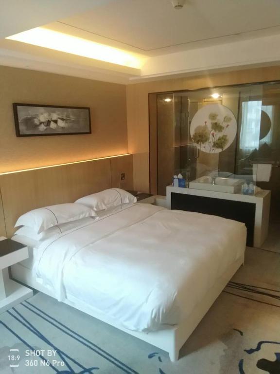 Двухместный (Номер Делюкс с кроватью размера «queen-size»), Shang Yuan Hotel