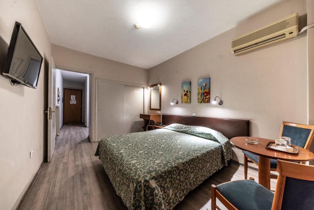 Апартаменты (Семейный номер с бесплатной парковкой (для 2 взрослых + 2 детей)) отеля Vergina Hotel, Салоники