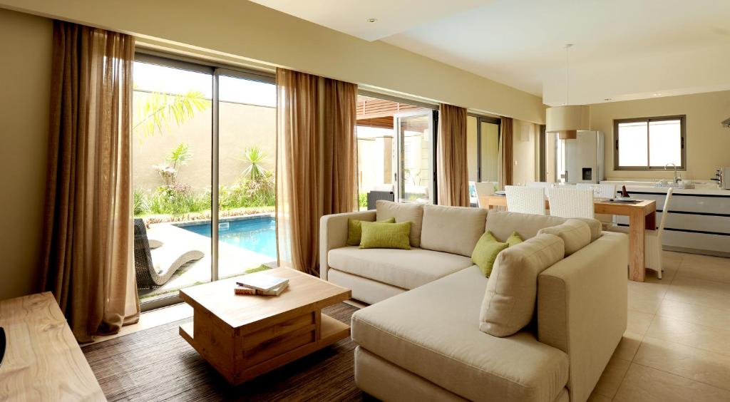 Вилла (Вилла с 4 спальнями) виллы Athena Villas by Evaco Holiday Resorts, Гранд Бей