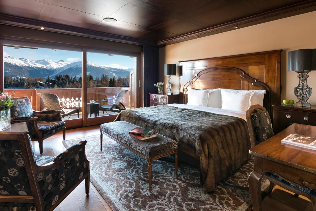 Двухместный (Двухместный номер Делюкс с 1 кроватью) отеля Guarda Golf Hotel & Residences, Кран-Монтана