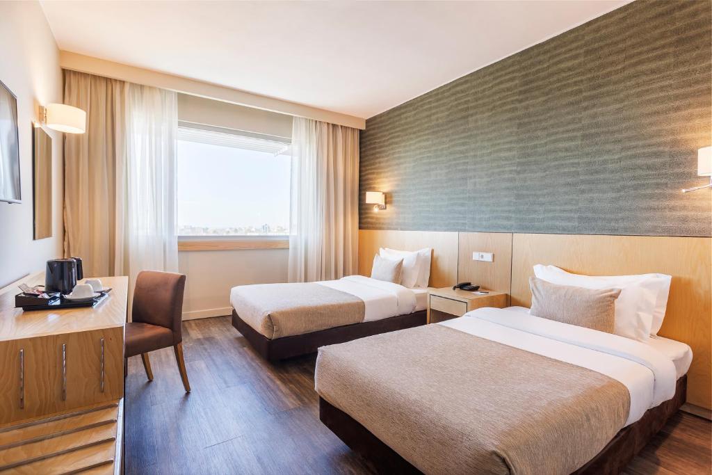 Двухместный (Номер «Комфорт» с 2 отдельными кроватями) отеля HF Ipanema Porto, Порту