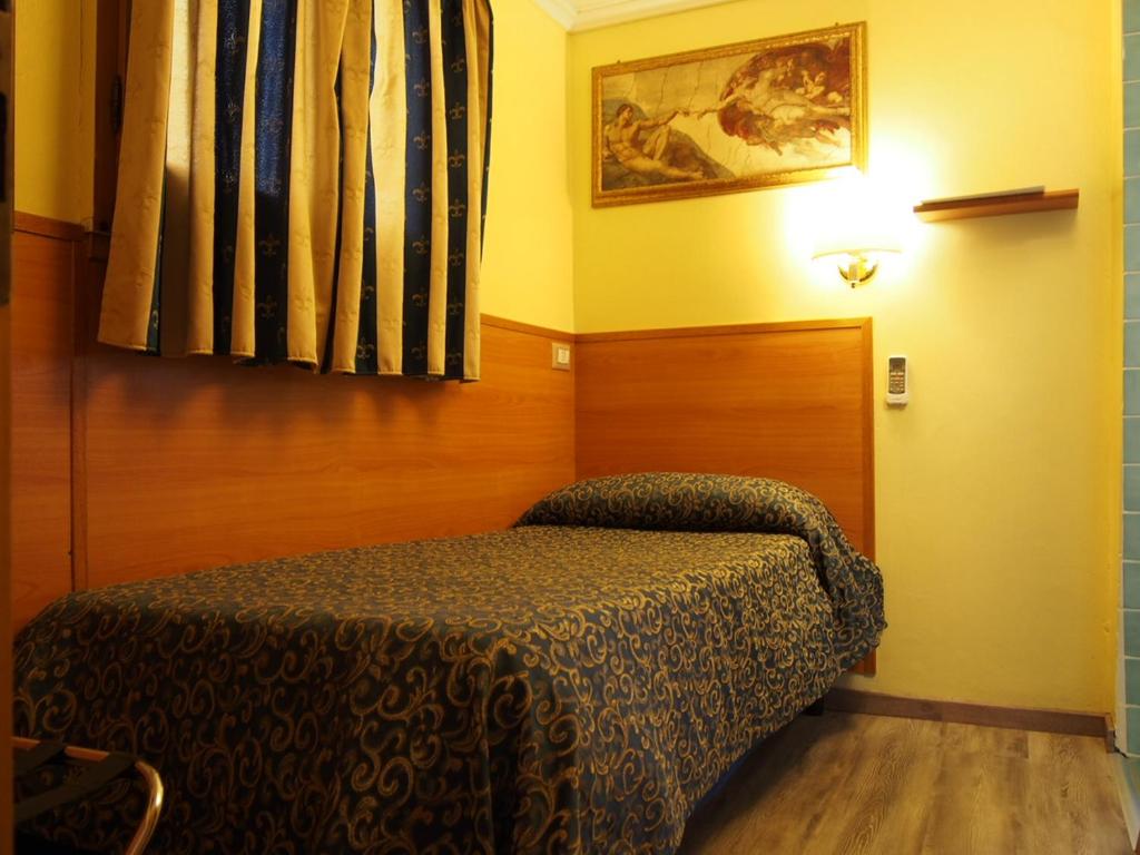 Одноместный (Небольшой одноместный номер) отеля Hotel Santa Croce, Флоренция