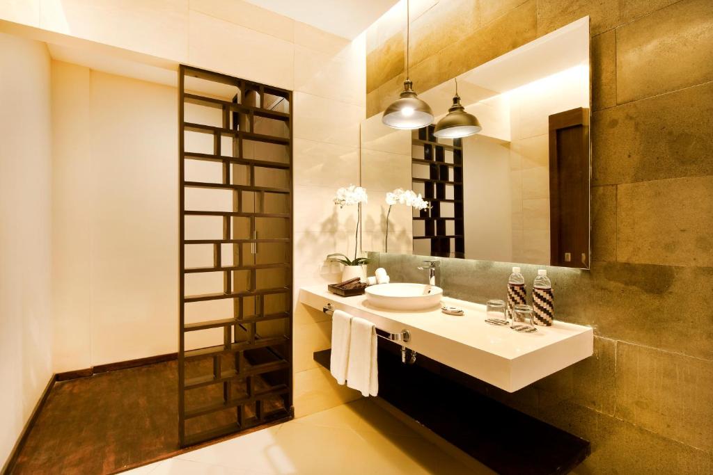 Вилла (Вилла с 2 спальнями, собственным бассейном и беседкой), La Paradis Villa