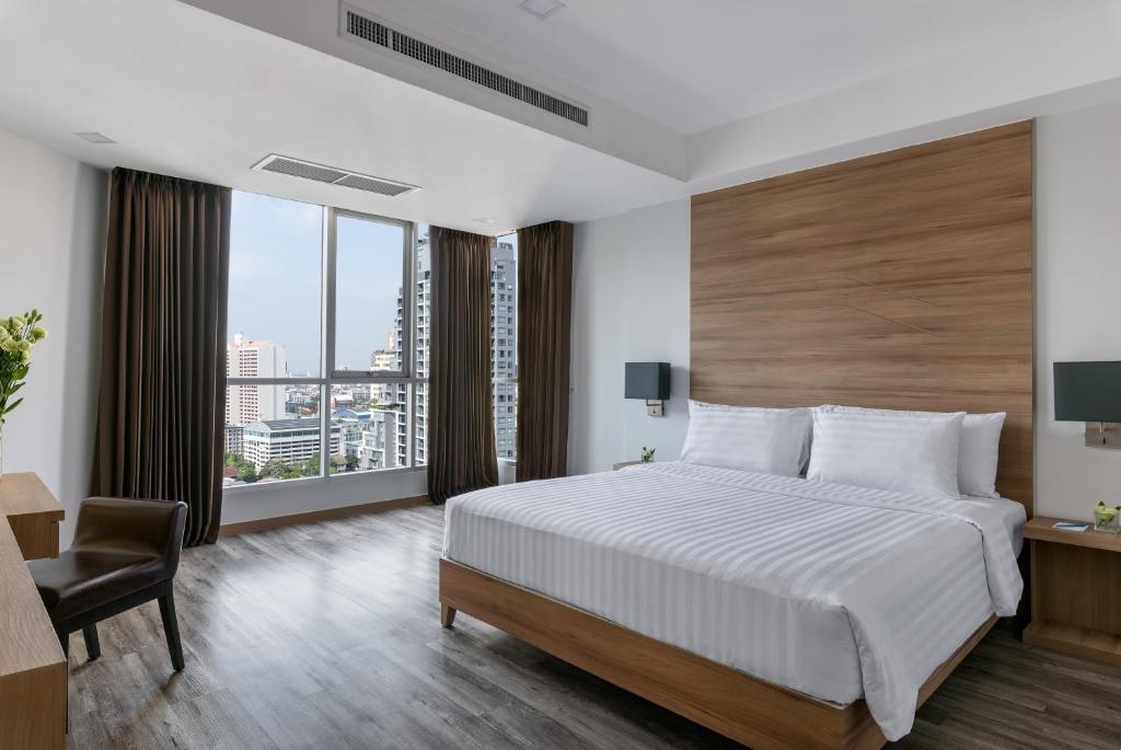 Сьюит (Просторный люкс с 1 спальней) отеля Adelphi Grande Sukhumvit by Compass Hospitality, Бангкок