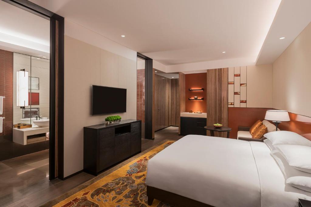 Двухместный (Номер «Гранд» с кроватью размера «king-size») отеля Grand Hyatt Changsha, Чанша