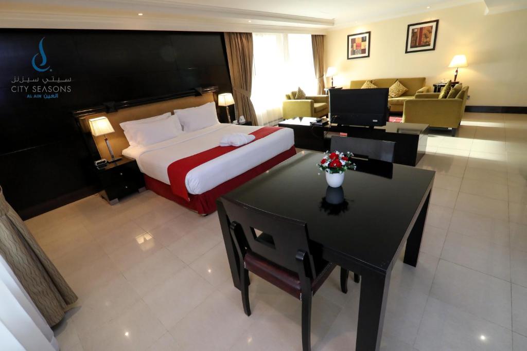 Сьюит (Семейный люкс) отеля City Seasons Hotel Al Ain, Аль-Айн