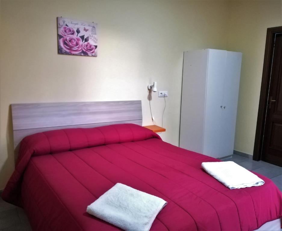 Двухместный (Двухместный номер с 1 кроватью и собственной ванной комнатой) отеля B&B Aeroporto Catania, Катания