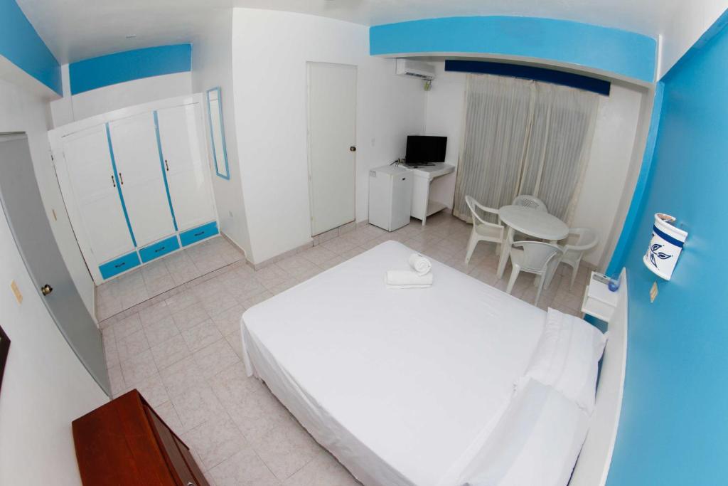 Двухместный (Стандартный номер с кроватью размера «king-size») отеля Aparta Hotel Azzurra, Бока-Чика