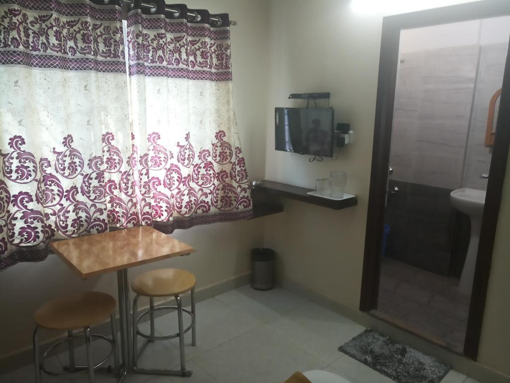 Двухместный (Двухместный номер Делюкс с 1 кроватью) гостевого дома Sapphire stay, Бангалор