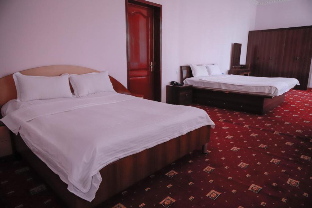 Двухместный (Двухместный номер с 2 отдельными кроватями) отеля Sarvar, Душанбе