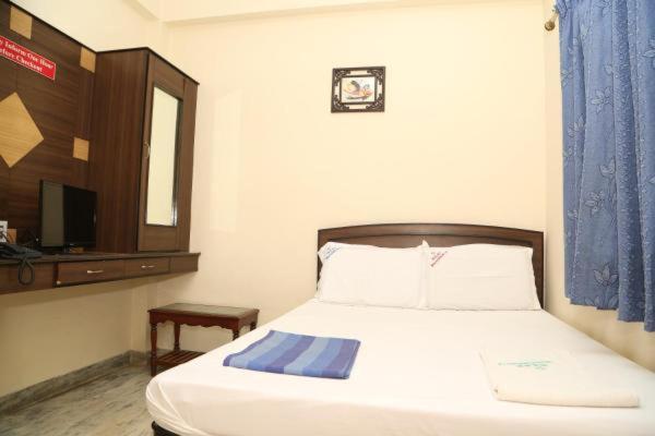 Двухместный (Двухместный номер Делюкс с 1 кроватью) отеля Star Residency, Ченнаи