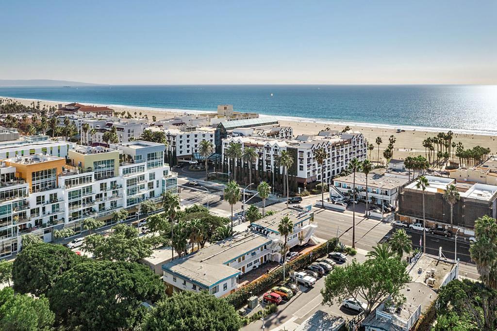 Ocean Lodge Santa Monica Beach Hotel