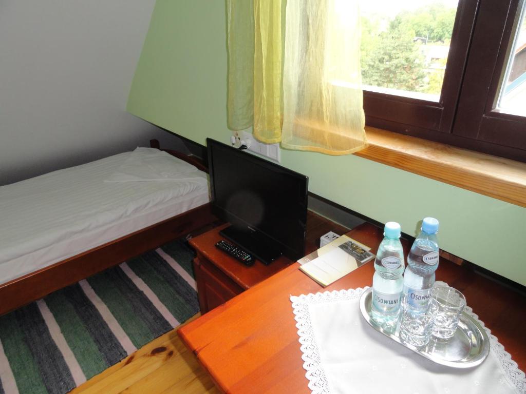 Двухместный (Двухместный номер с 2 отдельными кроватями и собственной ванной комнатой за пределами номера) апарт-отеля Willa Agnieszka, Казимеж-Дольны