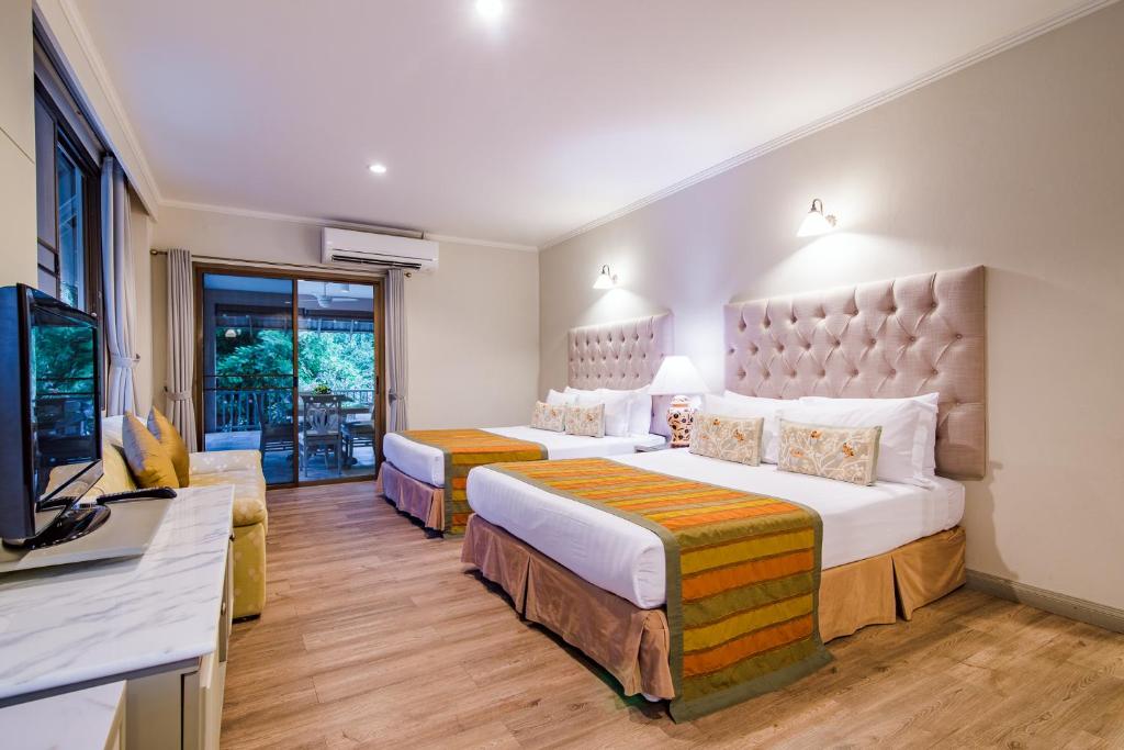 Семейный (Standard Seafront Two-Bedroom Family Suite), Отель Anantasila Villa by the sea, Hua Hin Beachfront