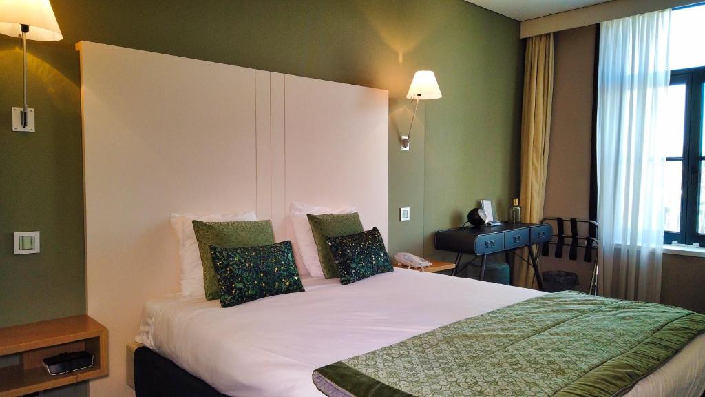 Двухместный (Двухместный номер с 2 отдельными кроватями и окном) отеля Hotel 'T Zand, Брюгге