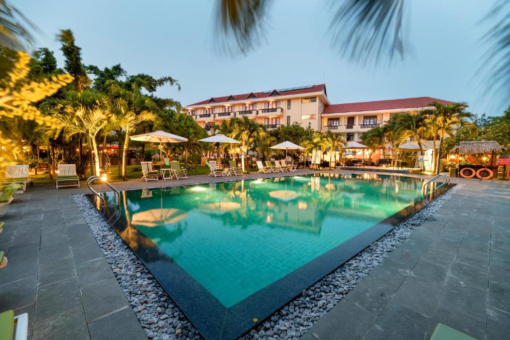 Курортный отель Phu Thinh Boutique Resort & Spa, Хойан
