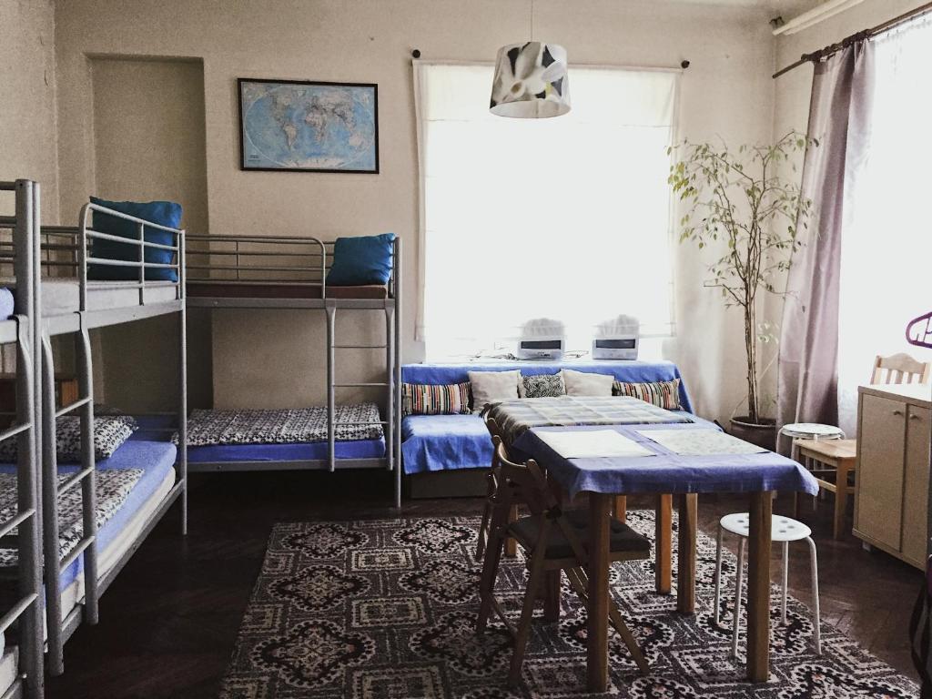 Номер (Кровать в общем 8-местном номере), Hostel Aleje 28