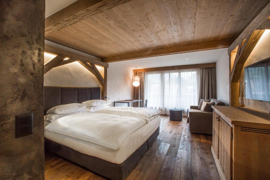 Двухместный (Двухместный номер с 1 кроватью и панорамным видом) отеля Wander & Gourmet Hotel Bernerhof, Гштад