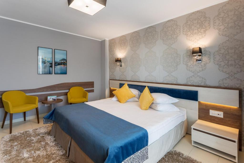 Двухместный (Двухместный номер с 1 кроватью или 2 отдельными кроватями, вид на город) отеля Splendid Hotel & SPA, Мамая