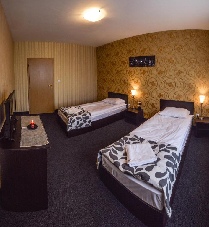 Двухместный (Двухместный номер с 1 кроватью или 2 отдельными кроватями и балконом) отеля Elite Spetema Hotel, София