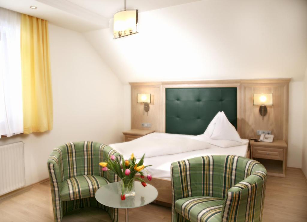 Двухместный (Двухместный номер «Комфорт» с 1 кроватью) отеля Gasthof & Hotel Fürberg, Санкт-Гильген
