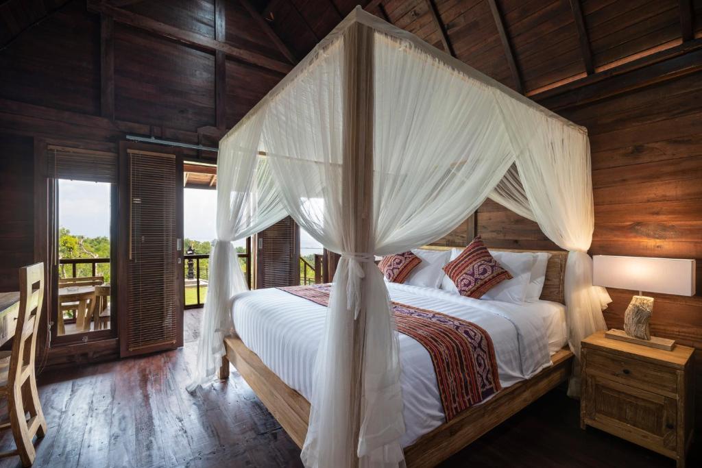 Двухместный (Двухместный номер с 1 кроватью, вид на сад) курортного отеля Star Semabu Resort, Нуса Пенида