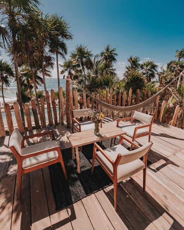 Сьюит (Лофт с бассейном и видом на океан) отеля Papaya Playa Project, Тулум