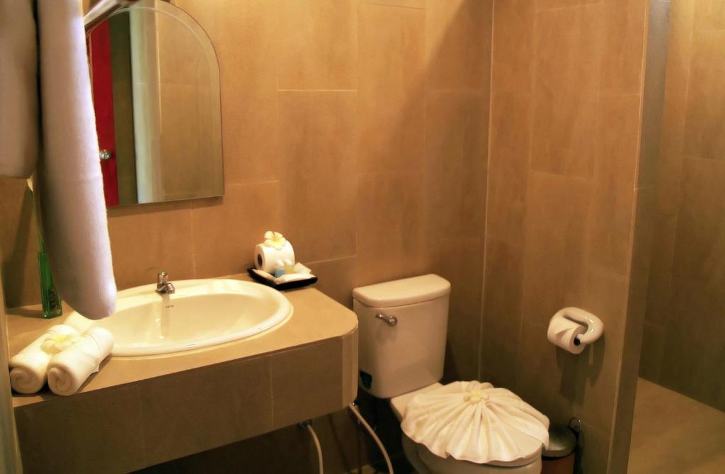 Двухместный (Улучшенный двухуровневый номер) курортного отеля Chor Chang Villa Resort, Самуи
