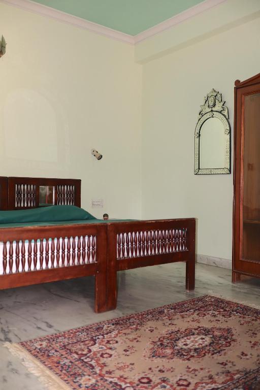 Двухместный (Двухместный номер Делюкс с 1 кроватью или 2 отдельными кроватями) отеля Shahar Palace, Джайпур