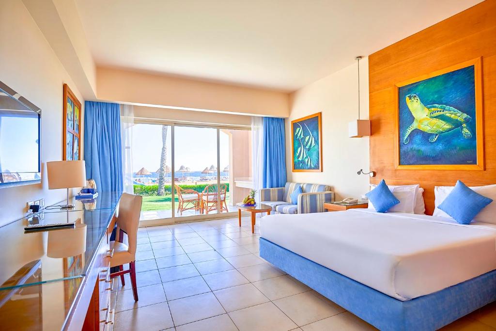 Двухместный (Номер Делюкс) курортного отеля Parrotel Beach Resort Ex. Radisson Blu, Шарм-эль-Шейх