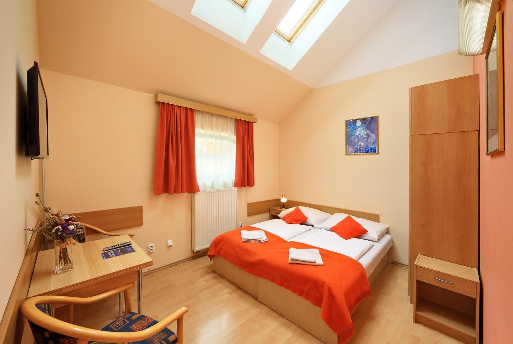 Двухместный (Двухместный номер с 1 кроватью или 2 отдельными кроватями) отеля Residence Tabor, Прага