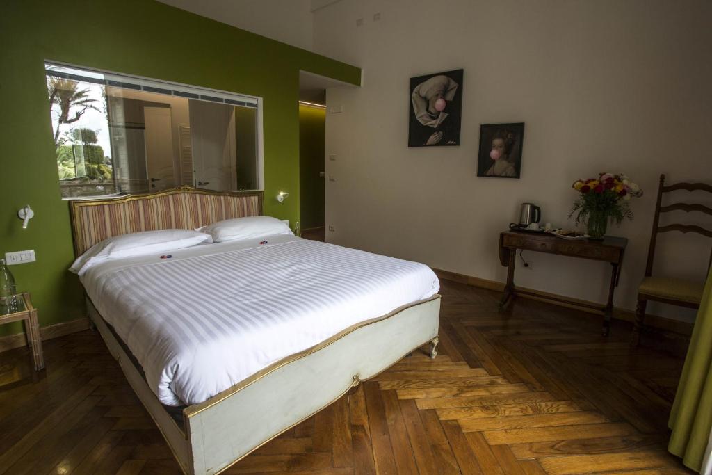 Двухместный (Двухместный номер Делюкс с 1 кроватью и балконом, вид на море) гостевого дома Promenade Sanremo, Сан-Ремо