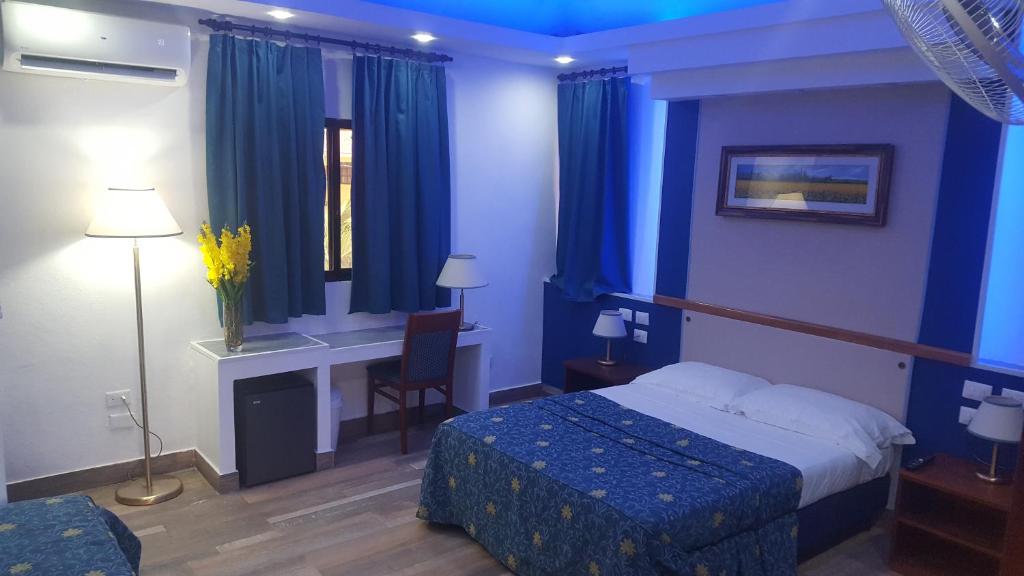 Двухместный (Номер Делюкс с кроватью размера «queen-size») отеля Hotel Isla El Dorado, Ла-Романа