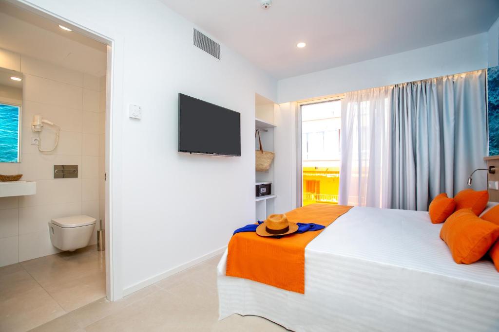 Двухместный (Улучшенный двухместный номер с 1 кроватью или 2 отдельными кроватями) отеля Mix Smart, Эль-Ареналь