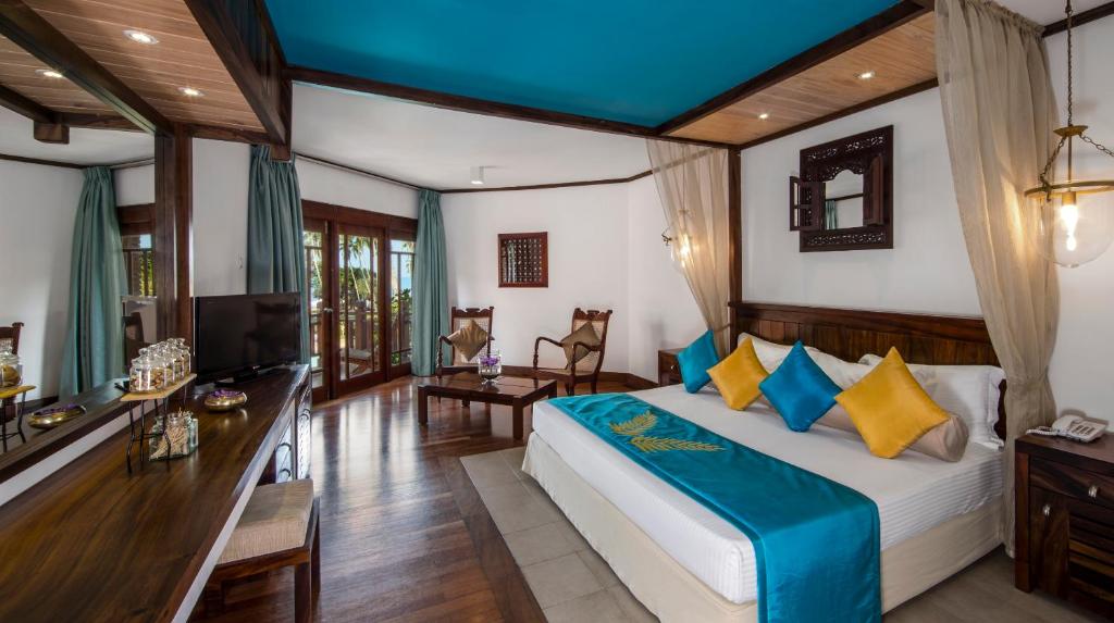 Двухместный (Двухместный номер Делюкс с 1 кроватью и видом на море) курортного отеля Royal Palms Beach Hotel, Калутара