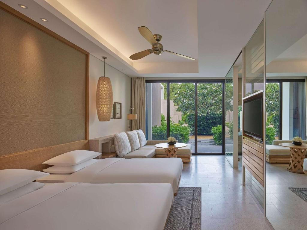 Двухместный (Двухместный номер с 2 отдельными кроватями) курортного отеля Hyatt Regency Danang Resort and Spa, Дананг