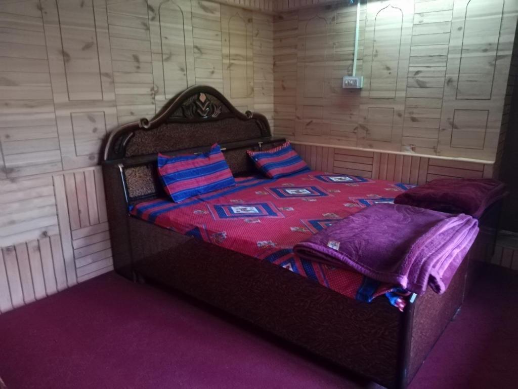 Двухместный (Двухместный номер с 1 кроватью или 2 отдельными кроватями, вид на горы) загородного отеля Hakuna matata - by Timon & pumba, Касоль