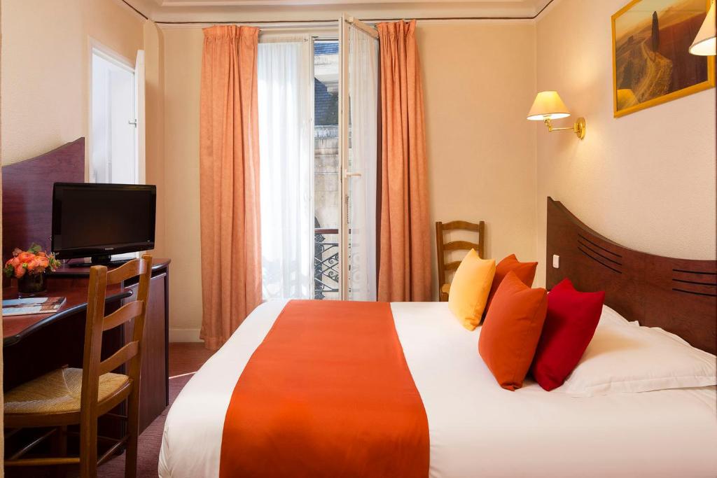 Двухместный (Стандартный двухместный номер с 1 кроватью) отеля Hôtel Saint Roch, Париж