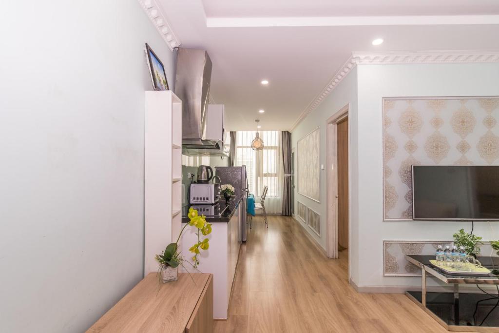 Апартаменты (Семейный люкс с видом на море и город), Nha Trang Beach Apartments