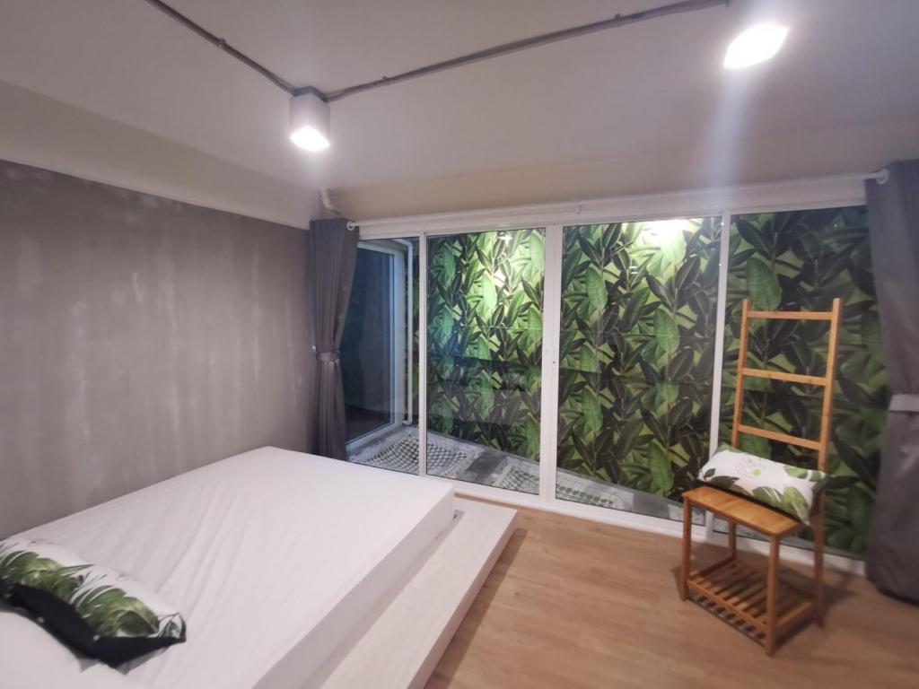 Двухместный (Двухместный номер с 1 кроватью и общей ванной комнатой) хостела Siam Eco Hostel, Бангкок