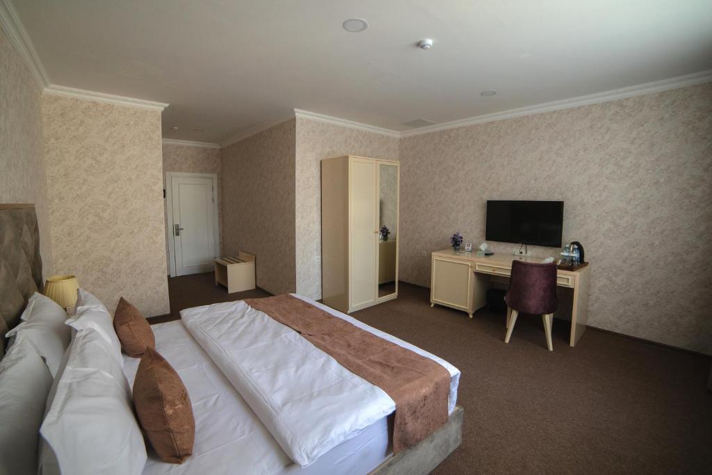 Двухместный (Двухместный номер Делюкс с 1 кроватью или 2 отдельными кроватями) отеля Salam Baku, Баку