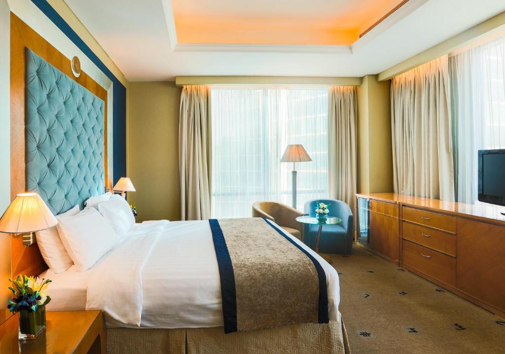 Двухместный (Представительский двухместный номер с 1 кроватью) отеля Byblos Hotel, Дубай