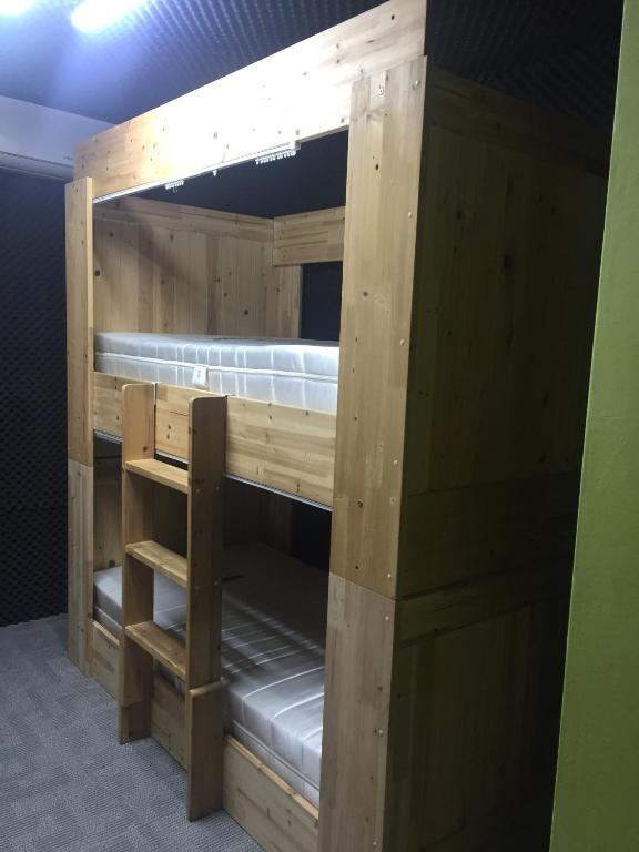 Номер (Кровать в общем номере для женщин с 4 кроватями), The Core Albergue