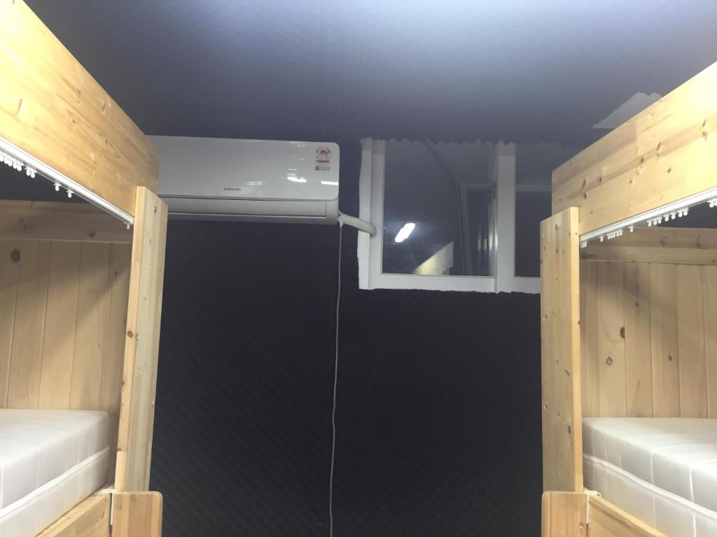 Номер (Кровать в общем номере для женщин с 4 кроватями), The Core Albergue